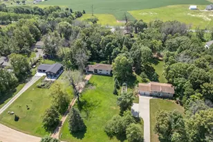 10638 Maple Ln, Corcoran, MN 55374 - Photo 4