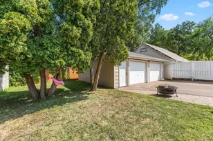 1381 Hoyt Ave E, Saint Paul, MN 55106 - Photo 36