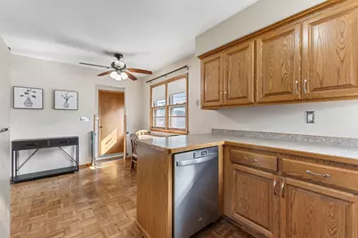 1381 Hoyt Avenue E, Saint Paul, MN 55106 - Photo 12
