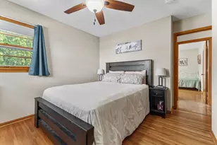 1381 Hoyt Ave E, Saint Paul, MN 55106 - Photo 14