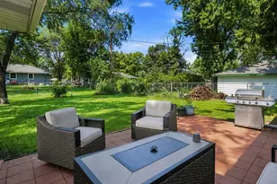 11698 Juniper St NW, Coon Rapids, MN 55448 - Photo 4