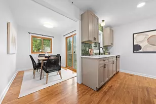 2729 Hampshire Ave S, Saint Louis Park, MN 55426 - Photo 4