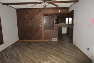 740 E Broadway, Plainview, MN 55964 - Photo 4