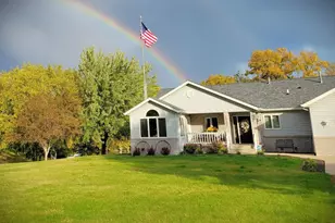 19573 Florence Cir, Richmond, MN 56368 - Photo 2
