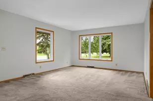 1735 4th St, White Bear Lake, MN 55110 - Photo 4