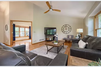 2592 Blue Bill Circle, White Bear Lake, MN 55110 - Photo 6