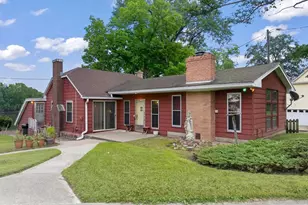 25289 Swan Ln, Winona, MN 55987 - Photo 1