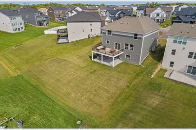 10575 Kingsview Lane N, Maple Grove, MN 55369 - Photo 2