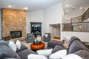 4541 Meadow Rd, Edina, MN 55424 - Photo 22