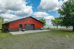 26195 Co Hwy 37, Detroit Lakes, MN 56501 - Photo 18