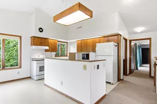 390 Skyline Dr, Wabasha, MN 55981 - Photo 8