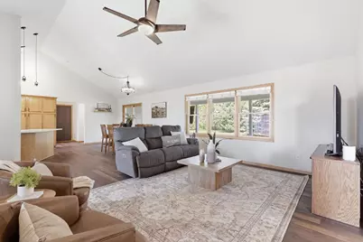 545 Kreuziger Road, Kinnickinnic Township, WI 54023 - Photo 4