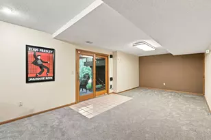 6649 Buckingham Rd, Woodbury, MN 55125 - Photo 20
