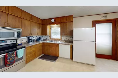 2420 Kenyon Road, Owatonna, MN 55060 - Photo 4