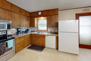 2420 Kenyon Rd, Owatonna, MN 55060 - Photo 4