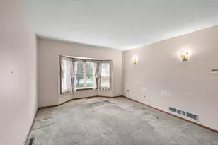 8370 59th St N, Lake Elmo, MN 55042 - Photo 4