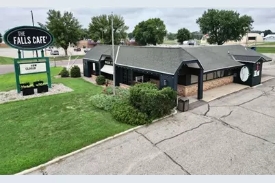 1201 E Bridge Street, Redwood Falls, MN 56283 - Photo 6