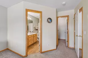 17679 Hackberry Ct, Eden Prairie, MN 55347 - Photo 14