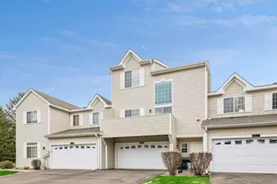 17679 Hackberry Ct, Eden Prairie, MN 55347 - Photo 20