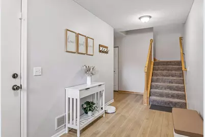 17679 Hackberry Court, Eden Prairie, MN 55347 - Photo 18