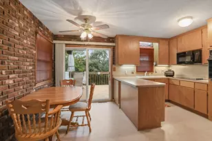 1933 Flandrau St, Maplewood, MN 55109 - Photo 12