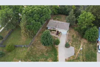 1933 Flandrau Street, Maplewood, MN 55109 - Photo 4