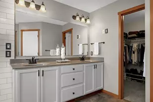 4692 159th St W, Apple Valley, MN 55124 - Photo 26
