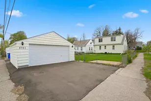 5701 38th Ave S, Minneapolis, MN 55417 - Photo 10