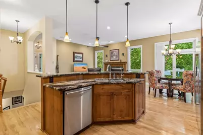 1236 Lakemoor Drive, Woodbury, MN 55129 - Photo 12