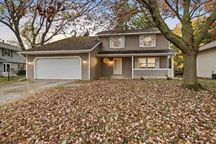2810 26th St NW, Rochester, MN 55901 - Photo 1