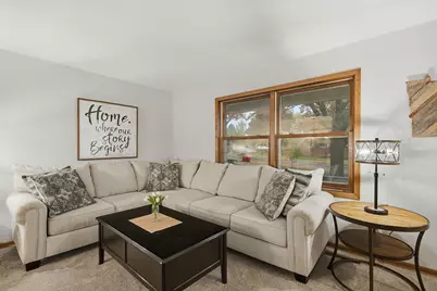 2810 26th Street NW, Rochester, MN 55901 - Photo 4