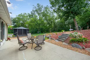 1715 Crystal Ln, Faribault, MN 55021 - Photo 8