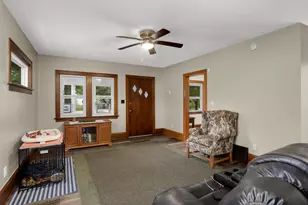 678 Hazel St N, Saint Paul, MN 55119 - Photo 12