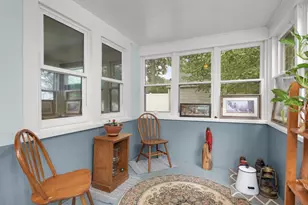 678 Hazel St N, Saint Paul, MN 55119 - Photo 8