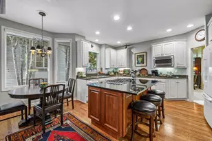 635 Waycliffe Dr N, Wayzata, MN 55391 - Photo 2