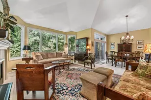 635 Waycliffe Dr N, Wayzata, MN 55391 - Photo 10