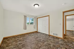 1908 Country View Dr, Saint Charles, MN 55972 - Photo 24