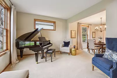 7645 Ridgeview Way, Chanhassen, MN 55317 - Photo 8
