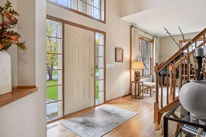 7645 Ridgeview Way, Chanhassen, MN 55317 - Photo 4