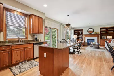 7645 Ridgeview Way, Chanhassen, MN 55317 - Photo 12