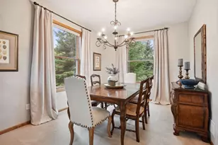 7645 Ridgeview Way, Chanhassen, MN 55317 - Photo 10