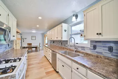 21381 Pike Avenue, Aitkin, MN 56431 - Photo 4