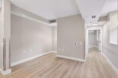 2040 Como Avenue #104, Saint Paul, MN 55108 - Photo 12