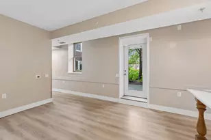2040 Como Ave, Saint Paul, MN 55108 - Photo 10