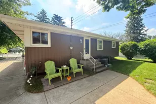 2055 English St, Maplewood, MN 55109 - Photo 14