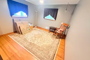 2055 English St, Maplewood, MN 55109 - Photo 8