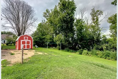 220 Green Street W, Waterville, MN 56096 - Photo 4