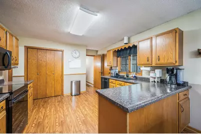 808 7th Street S, Saint James, MN 56081 - Photo 14