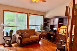 18699 Kalmar Ct, Lakeville, MN 55044 - Photo 6