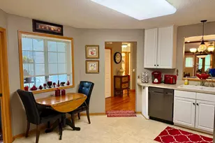 18699 Kalmar Ct, Lakeville, MN 55044 - Photo 4